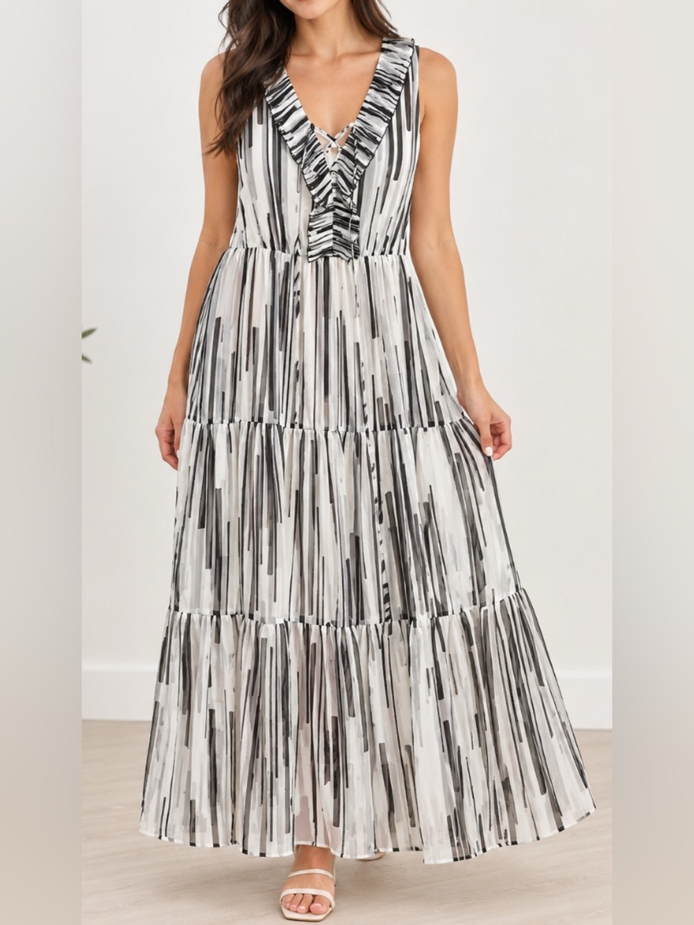 Neiman Marcus Stretch Sleeveless White Maxi Dress with Black Stripe Print 2